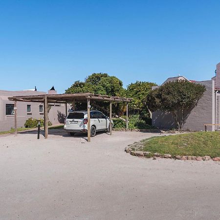 Blue Bay Lodge Saldanha Bay ภายนอก รูปภาพ