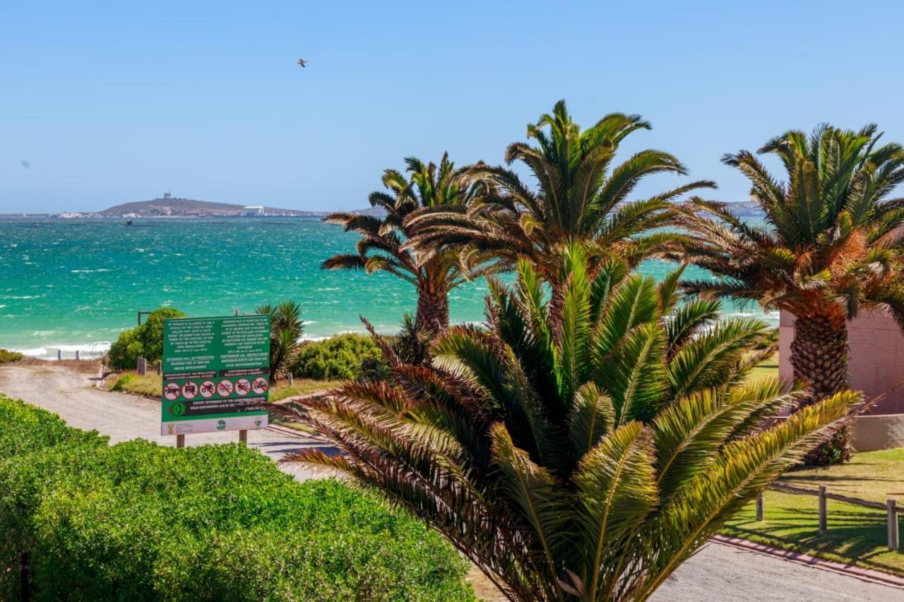 Blue Bay Lodge Saldanha Bay ภายนอก รูปภาพ