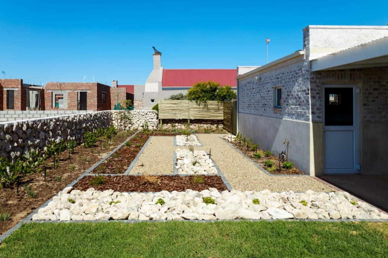 Blue Bay Lodge Saldanha Bay ภายนอก รูปภาพ