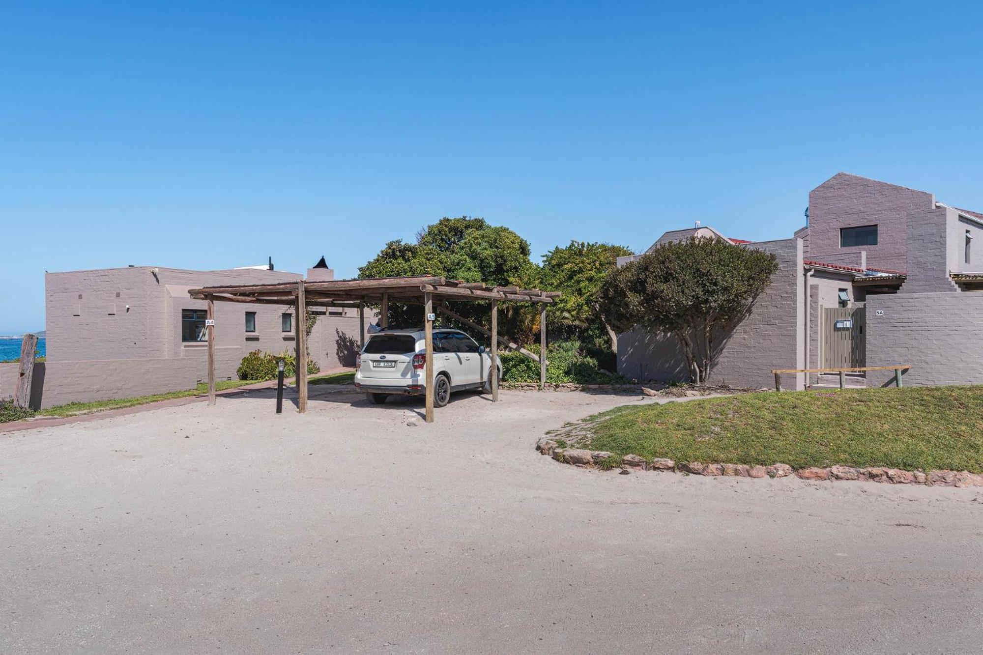 Blue Bay Lodge Saldanha Bay ภายนอก รูปภาพ