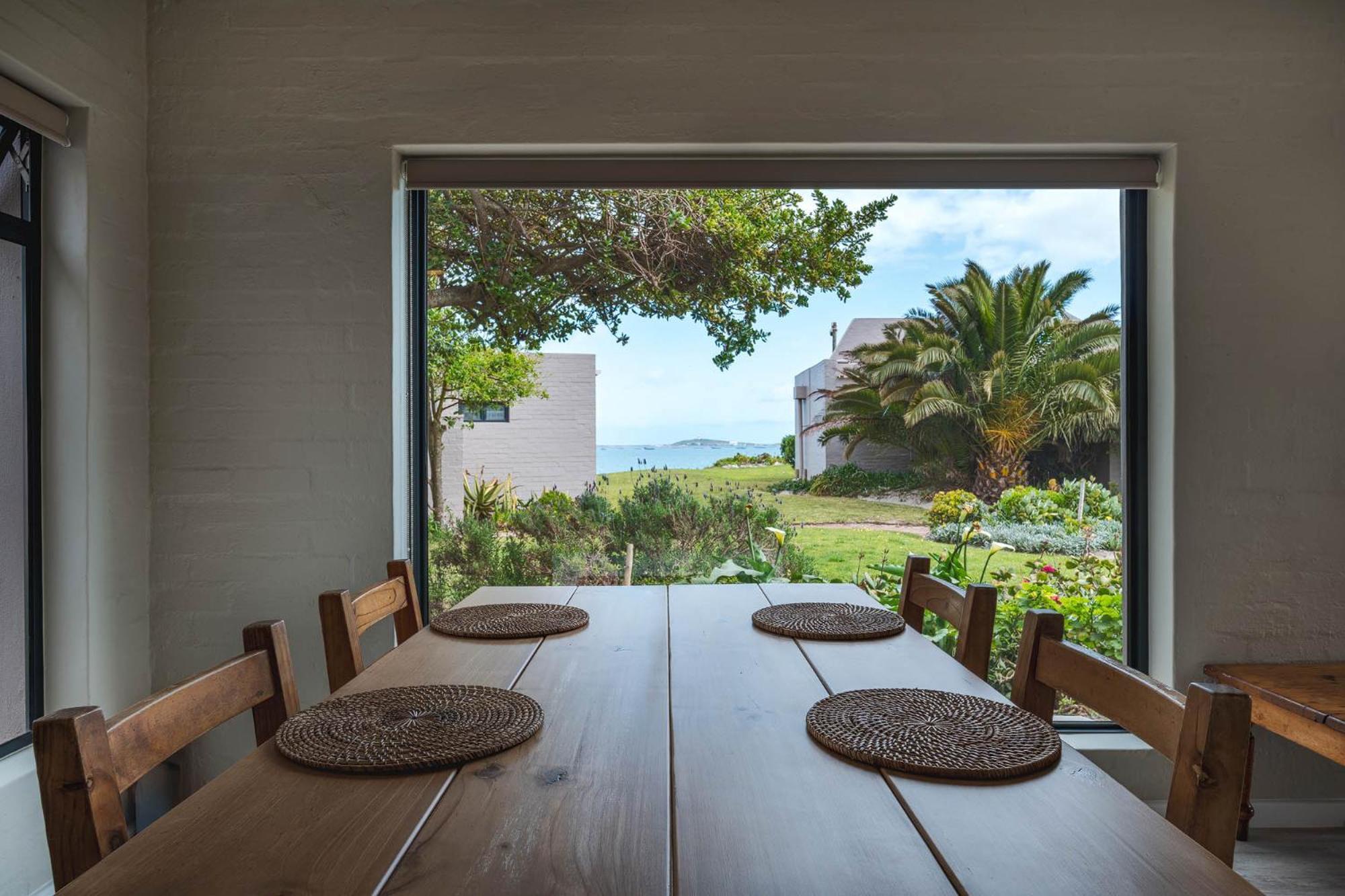 Blue Bay Lodge Saldanha Bay ภายนอก รูปภาพ