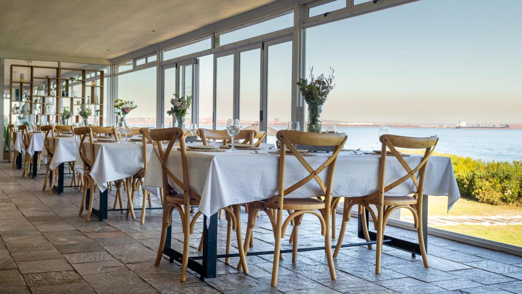 Blue Bay Lodge Saldanha Bay ภายนอก รูปภาพ